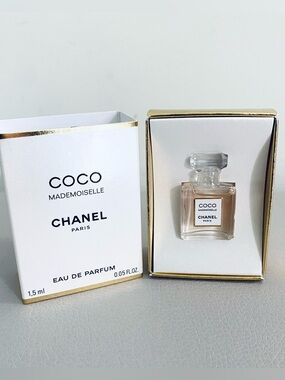 Chanel Coco Mademoiselle miniature, gift from Chanel beauty counter, hard to get